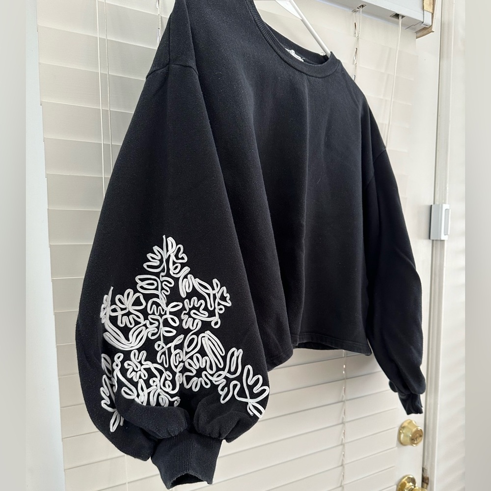 Zara sweater with sleeve detail